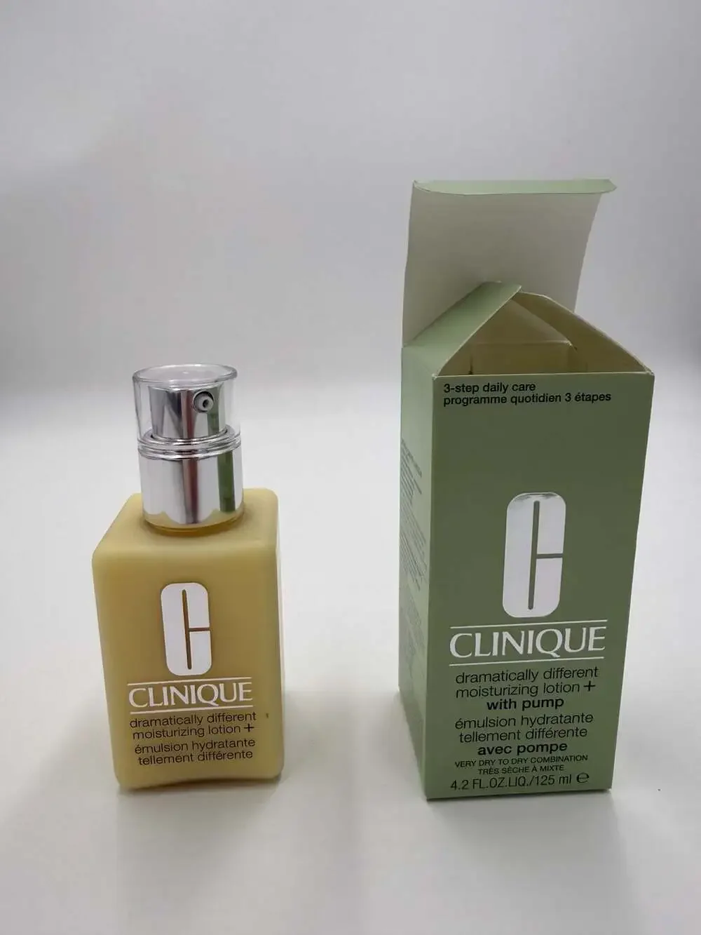 Clinique Dramatically Different Moisturizing Lotion+ with Pump, 4.2 fl. oz.